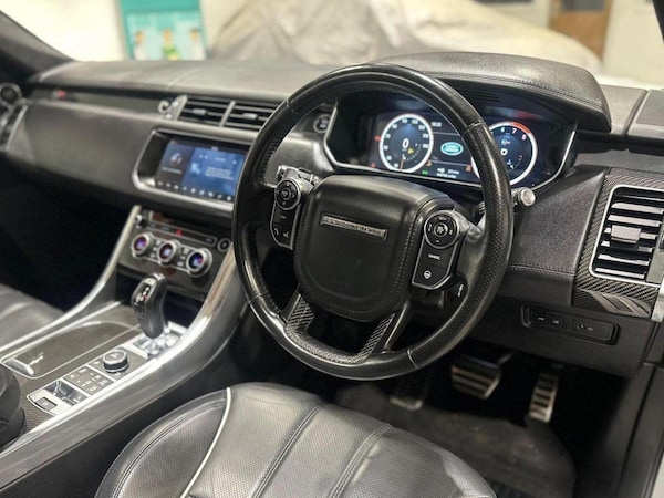 Used Land Rover Range Rover Sport 2018 for sale - 74888544: Photo 8