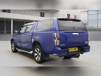 Used Isuzu D-Max 2023 for sale - 76513240: Photo