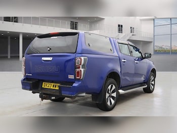 Used Isuzu D-Max 2023 for sale - 76513240: Photo