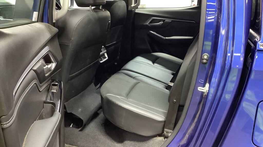Used Isuzu D-Max 2023 for sale - 76513240: Photo 7
