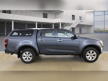 Used Isuzu D-Max 2023 for sale - 75965846: Photo
