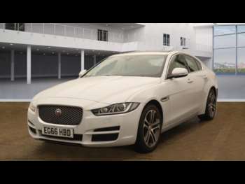 Used Jaguar XE 2017 for sale - 74935796: Photo