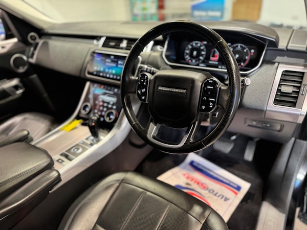 Used Land Rover Range Rover Sport 2018 for sale - 74934642: Photo 8