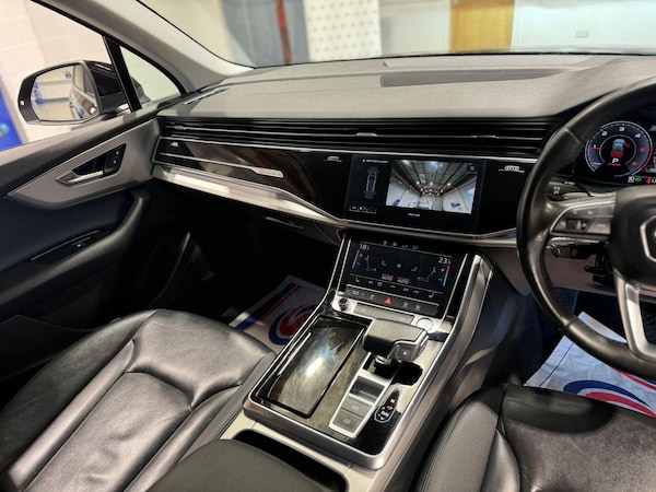 Used Audi Q7 2020 for sale - 76214808: Photo 12