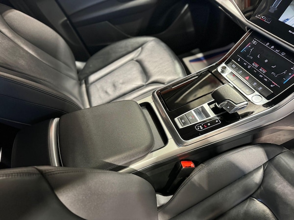 Used Audi Q7 2020 for sale - 76214808: Photo 16