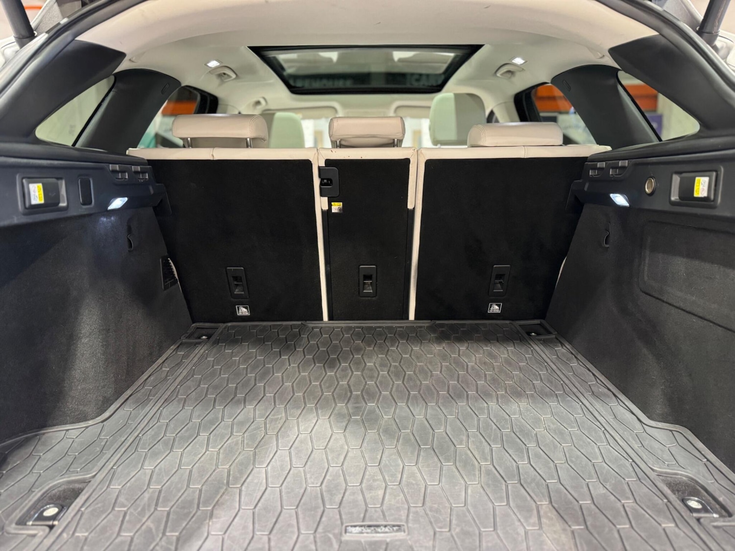 Used Jaguar F-Pace 2016 for sale - 77021364: Photo 23