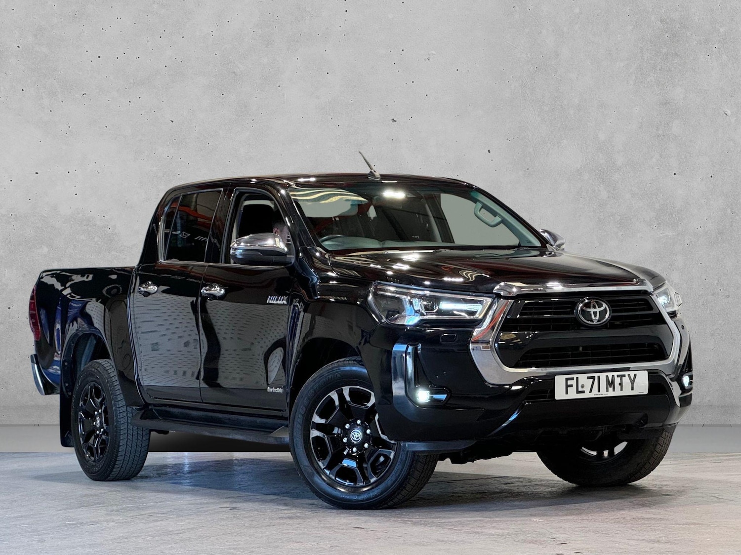 Used Toyota Hilux 2021 for sale - 76850140: Photo 1
