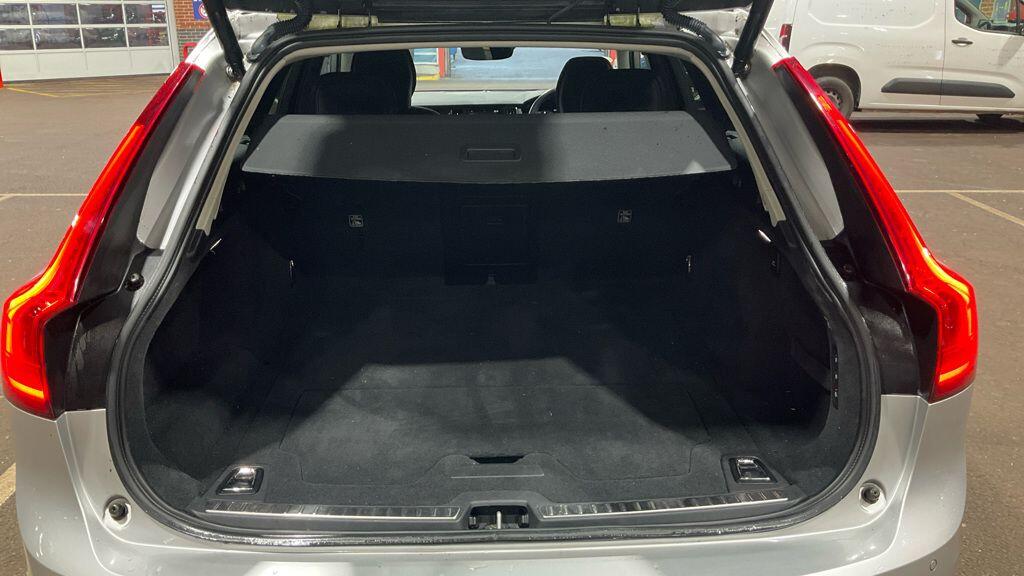 Used Volvo V90 2019 for sale - 77163381: Photo 11