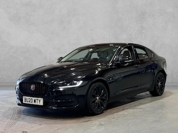 Used Jaguar XE 2020 for sale - 76752961: Photo