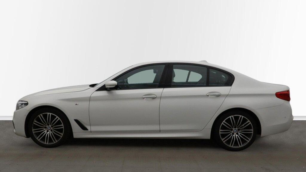 Used BMW 5 Series 2017 for sale - 77131112: Photo 10