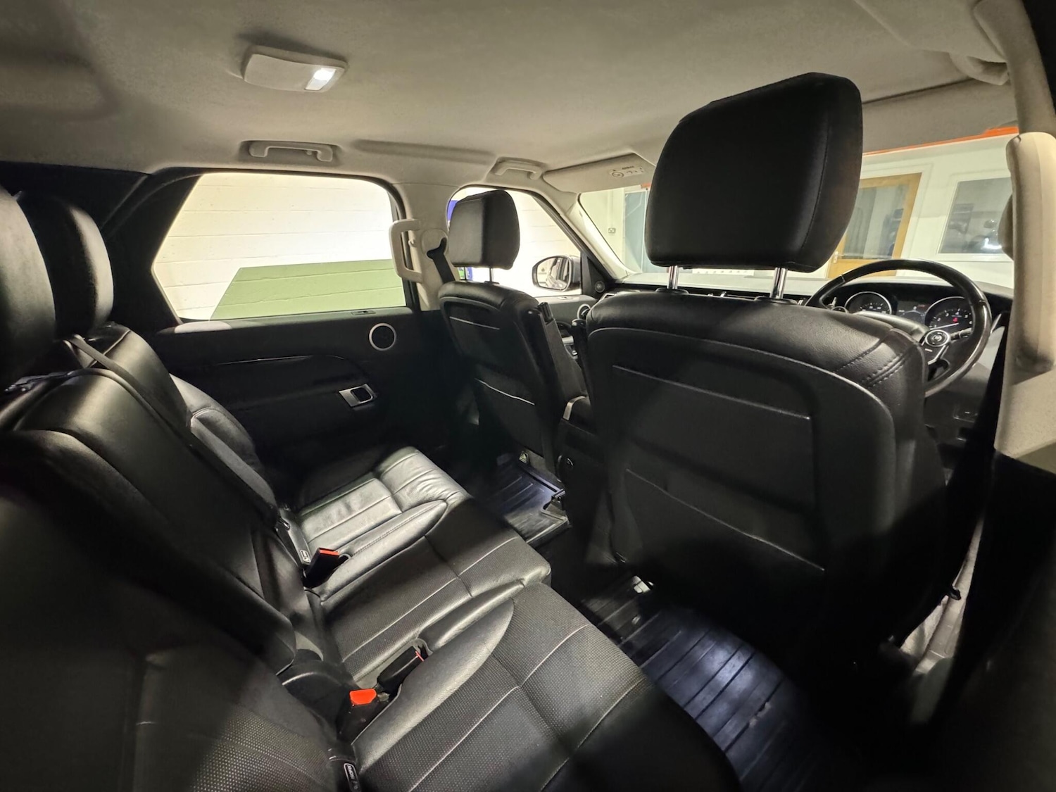 Used Land Rover Discovery 2017 for sale - 75954092: Photo 18