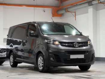 1,522 Used Vauxhall Vivaro Vans for sale at MOTORS