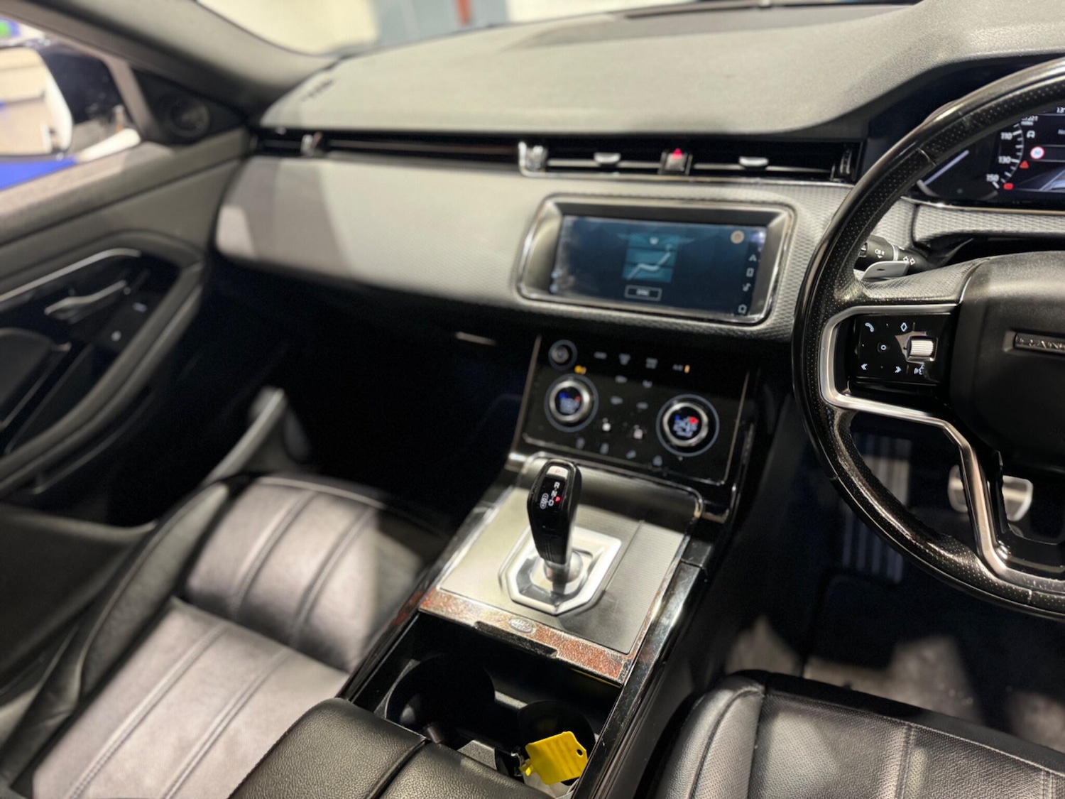 Used Land Rover Range Rover Evoque 2021 for sale - 76988255: Photo 11