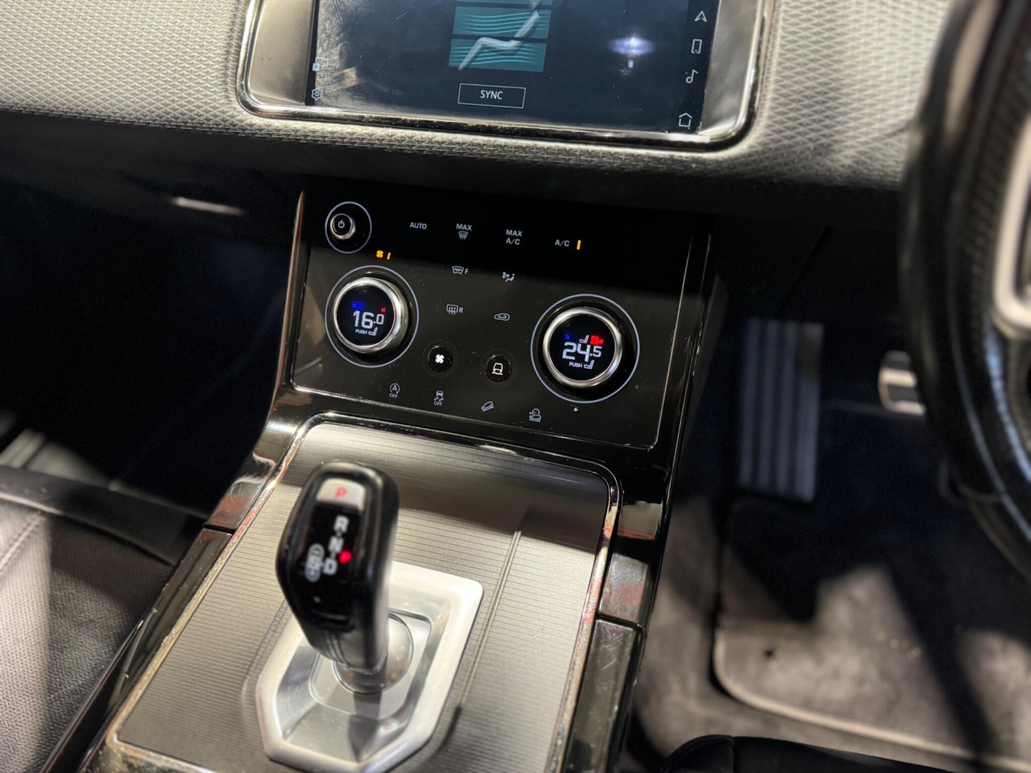 Used Land Rover Range Rover Evoque 2021 for sale - 76988255: Photo 13