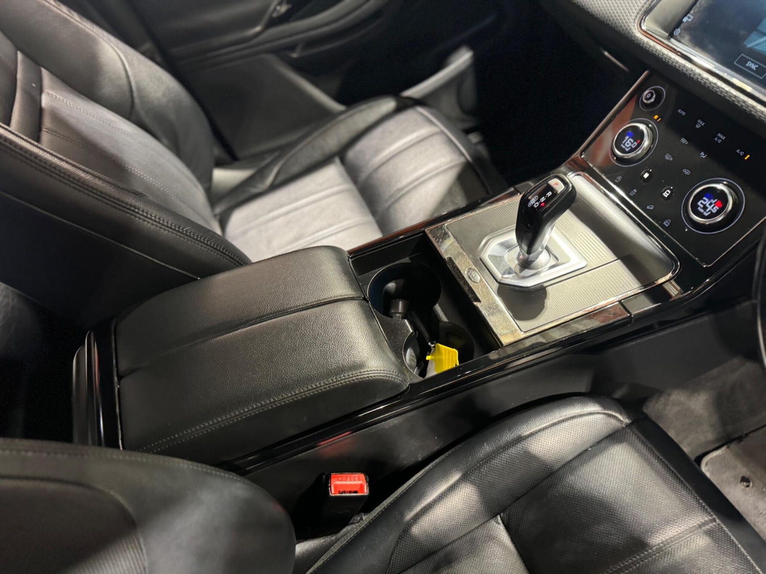 Used Land Rover Range Rover Evoque 2021 for sale - 76988255: Photo 15