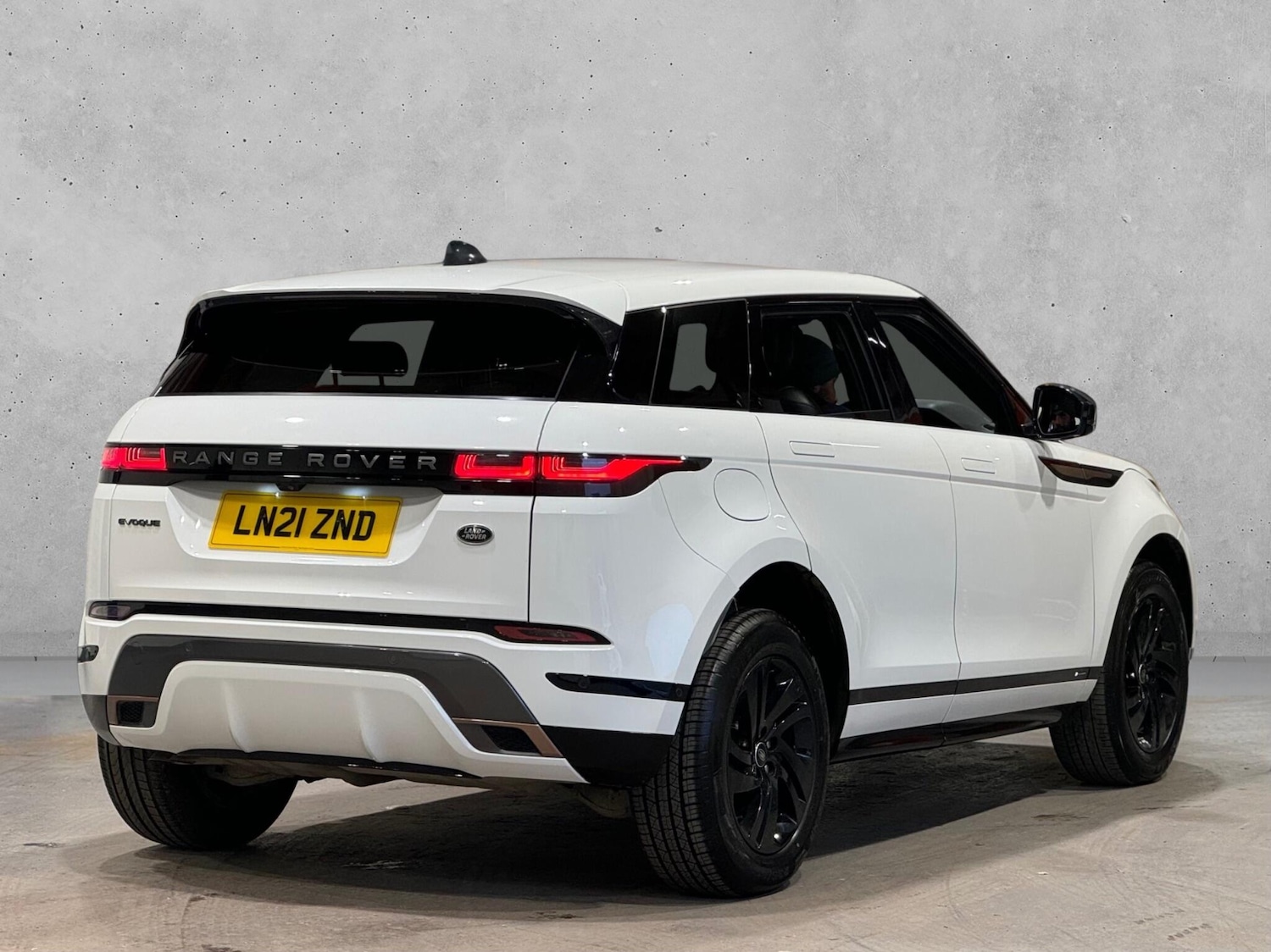 Used Land Rover Range Rover Evoque 2021 for sale - 76988255: Photo 5