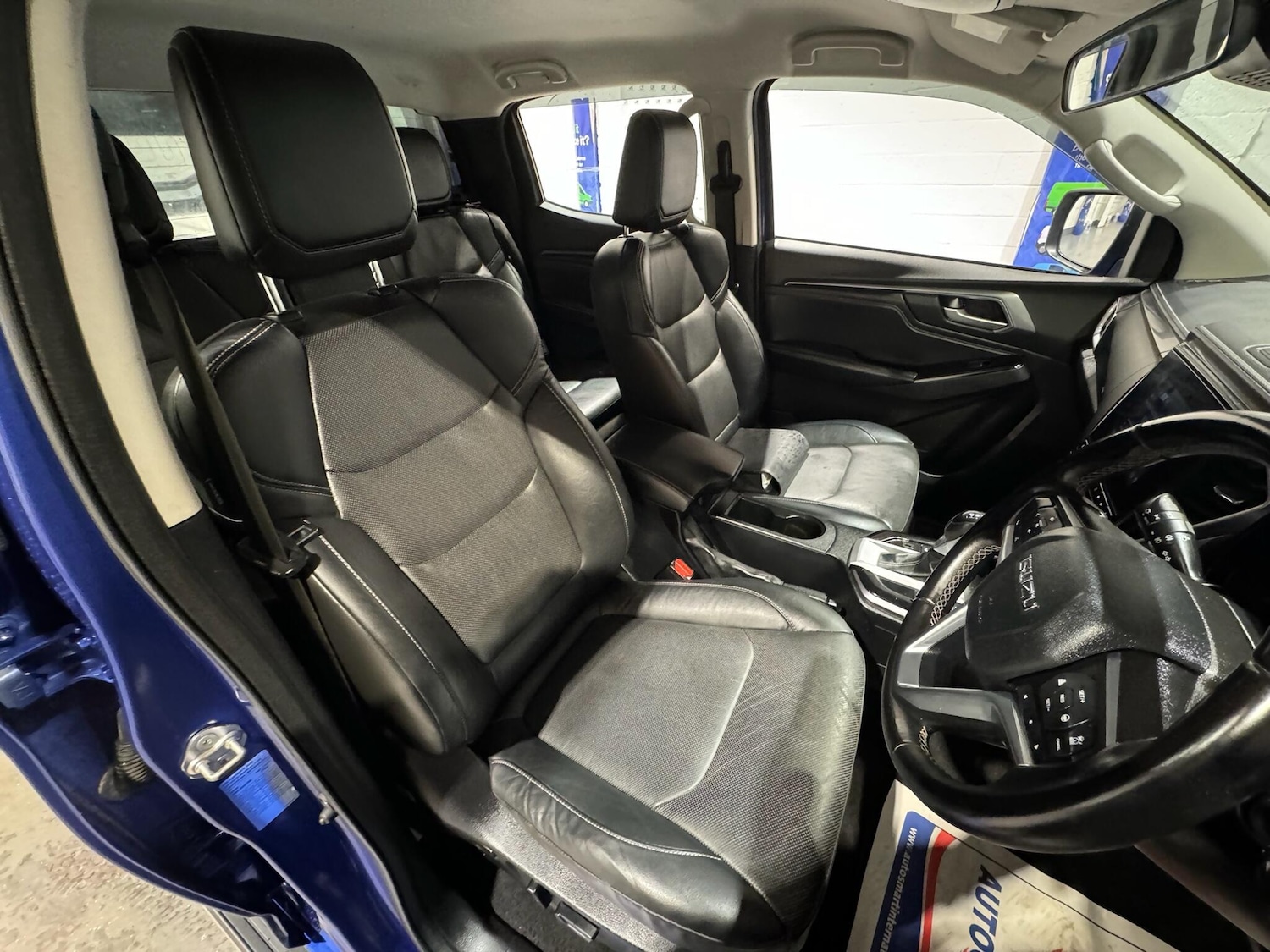 Used Isuzu D-Max 2023 for sale - 76996909: Photo 16