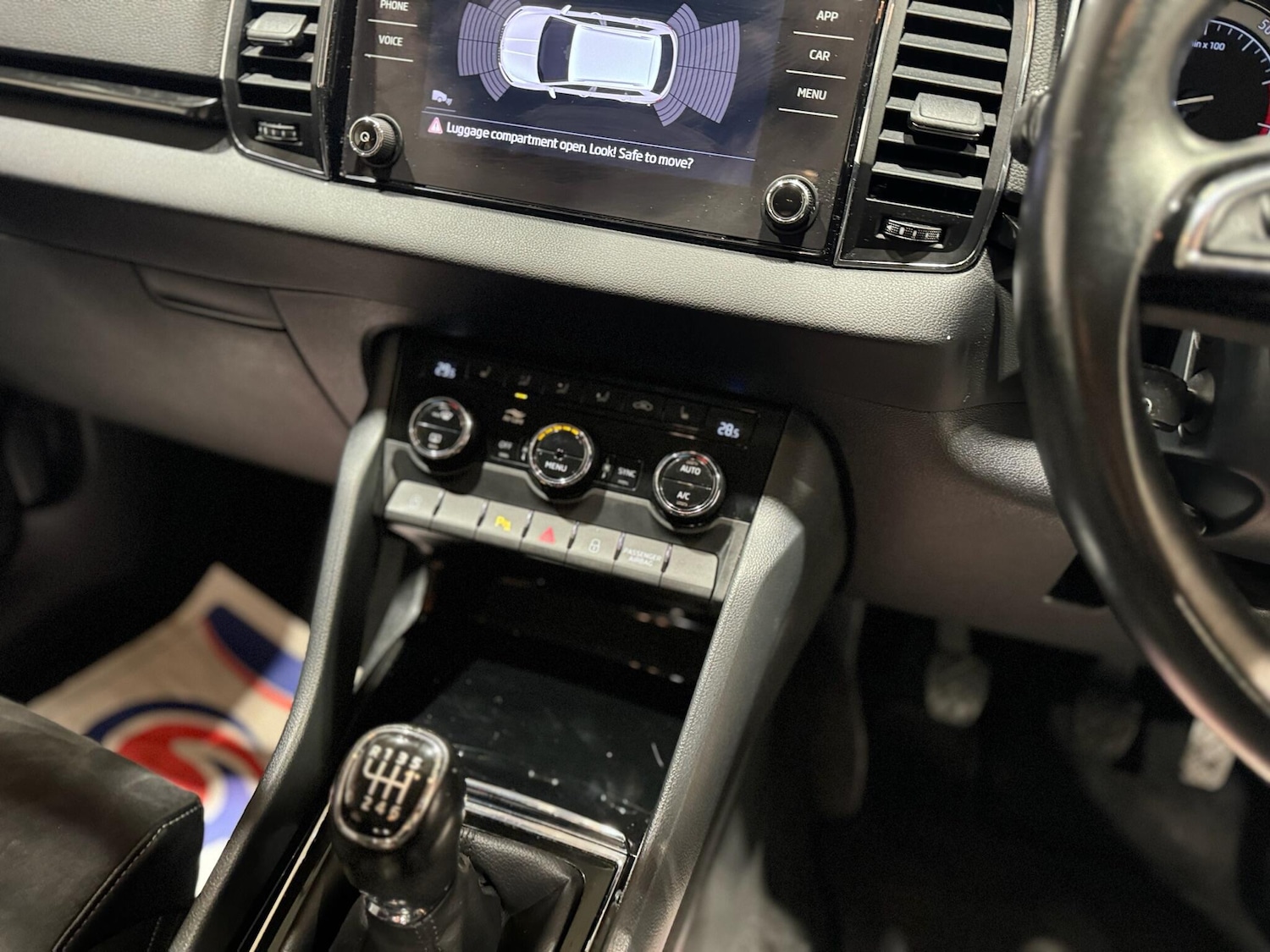 Used Skoda Karoq 2018 for sale - 76646163: Photo 17