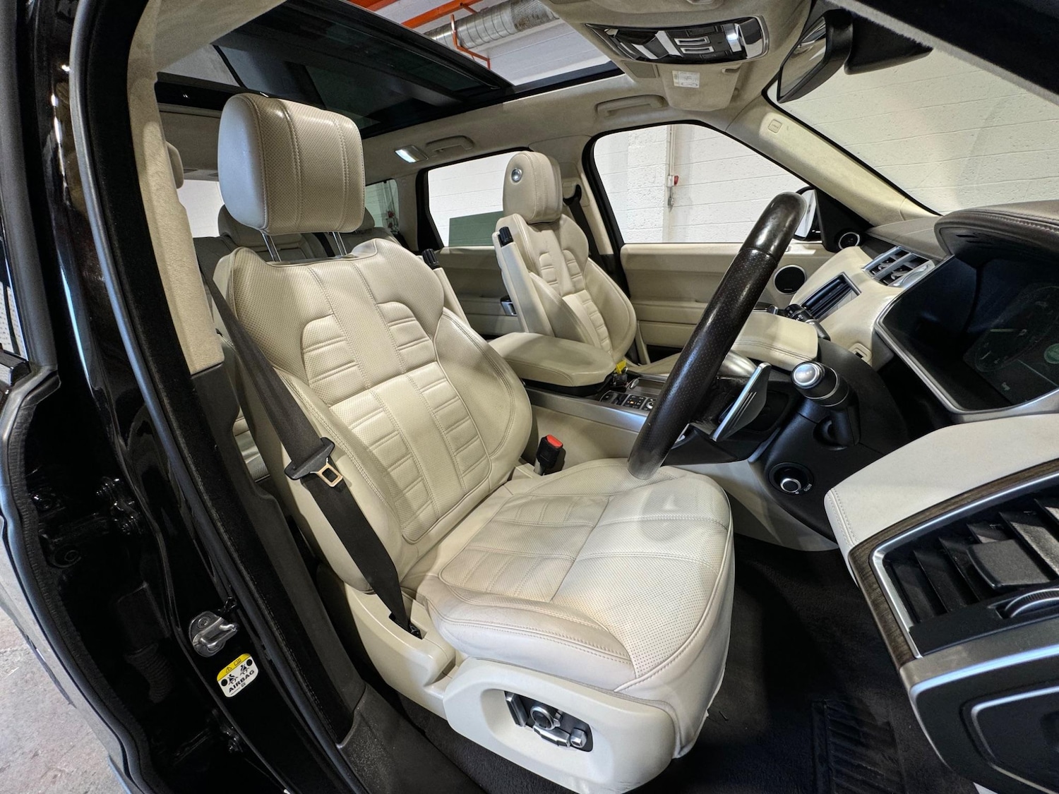 Used Land Rover Range Rover Sport 2016 for sale - 77039807: Photo 10