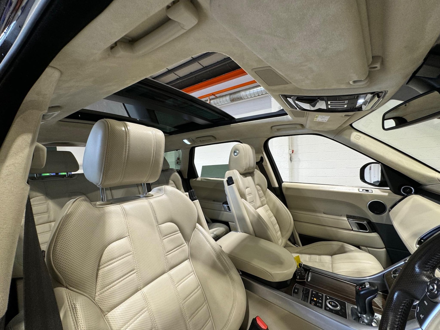 Used Land Rover Range Rover Sport 2016 for sale - 77039807: Photo 11