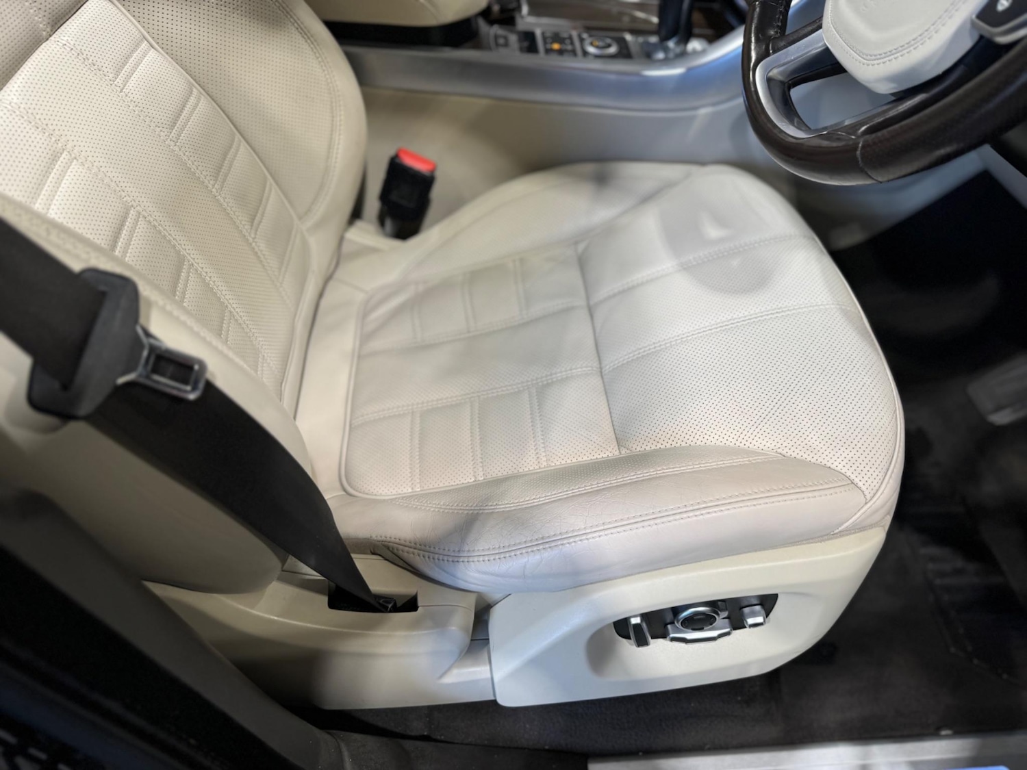 Used Land Rover Range Rover Sport 2016 for sale - 77039807: Photo 17