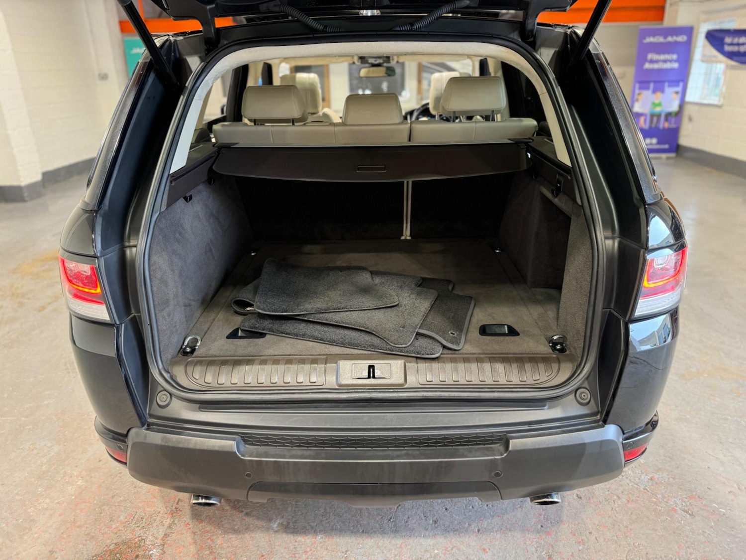 Used Land Rover Range Rover Sport 2016 for sale - 77039807: Photo 24