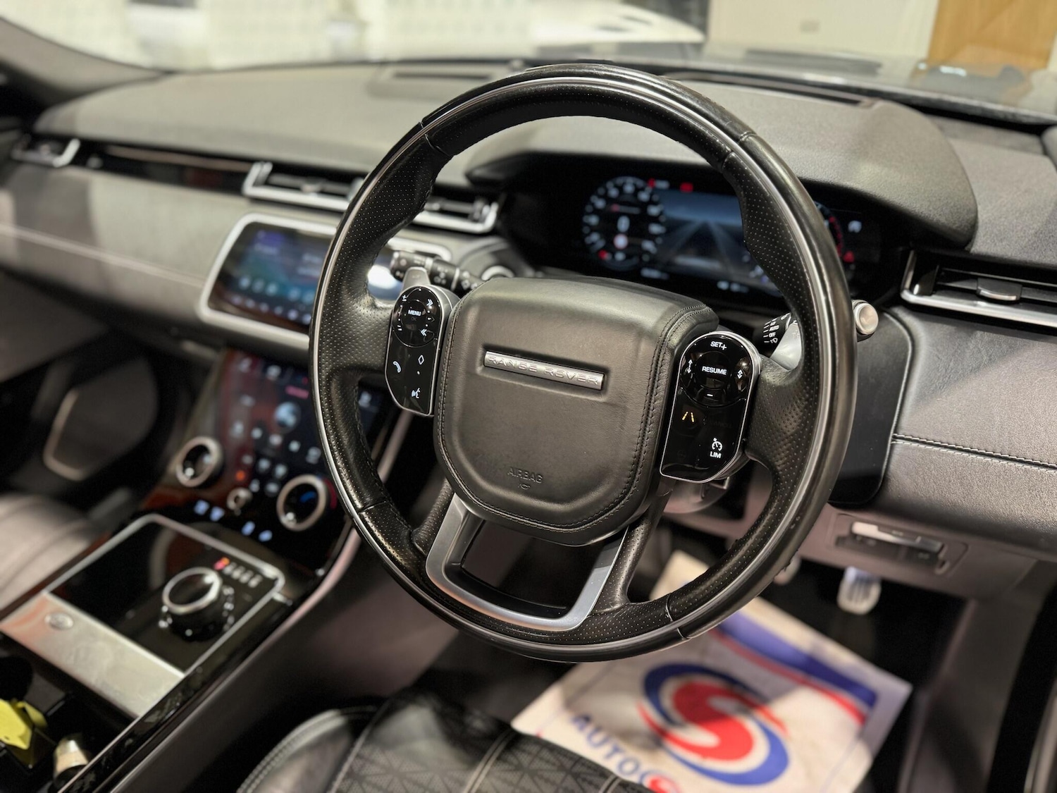 Used Land Rover Range Rover Velar 2018 for sale - 76800845: Photo 14