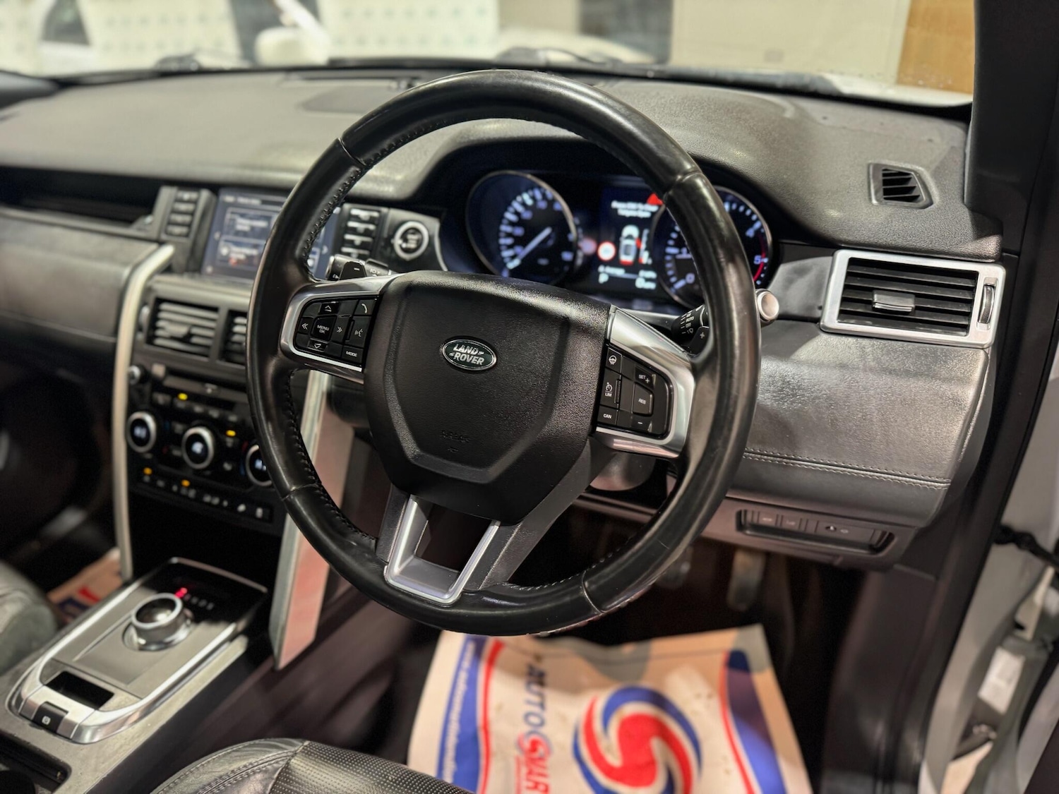 Used Land Rover Discovery Sport 2015 for sale - 76964682: Photo 15