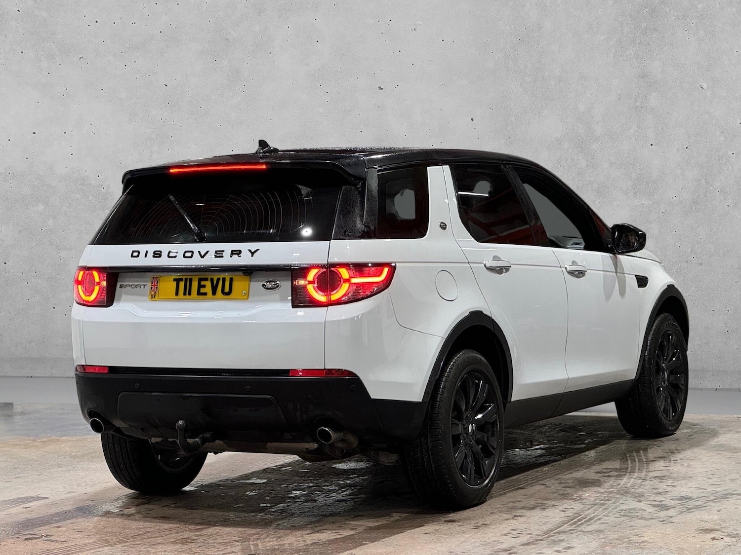 Used Land Rover Discovery Sport 2015 for sale - 76964682: Photo 5