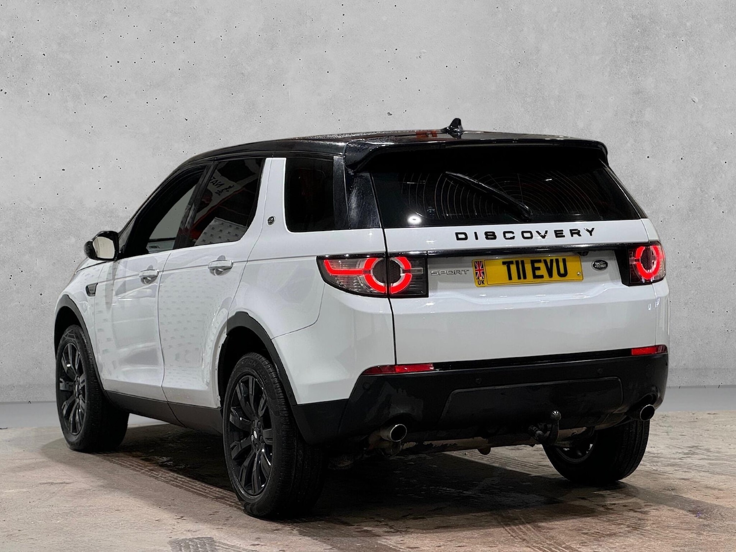 Used Land Rover Discovery Sport 2015 for sale - 76964682: Photo 7