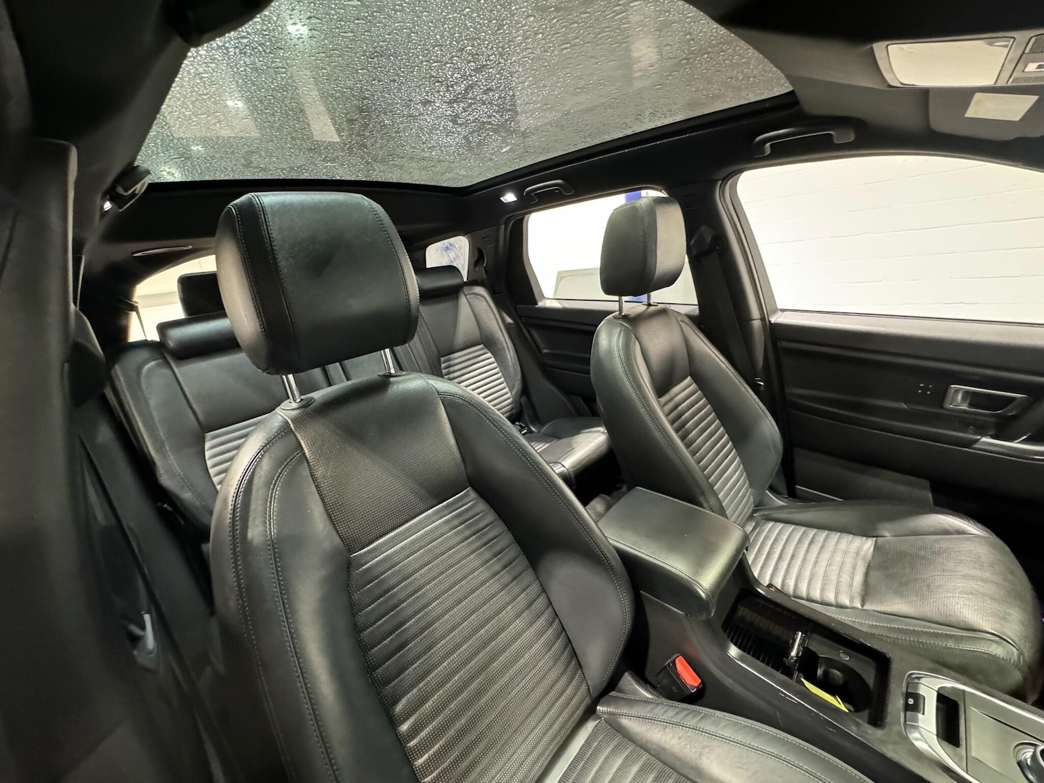 Used Land Rover Discovery Sport 2015 for sale - 76964682: Photo 9