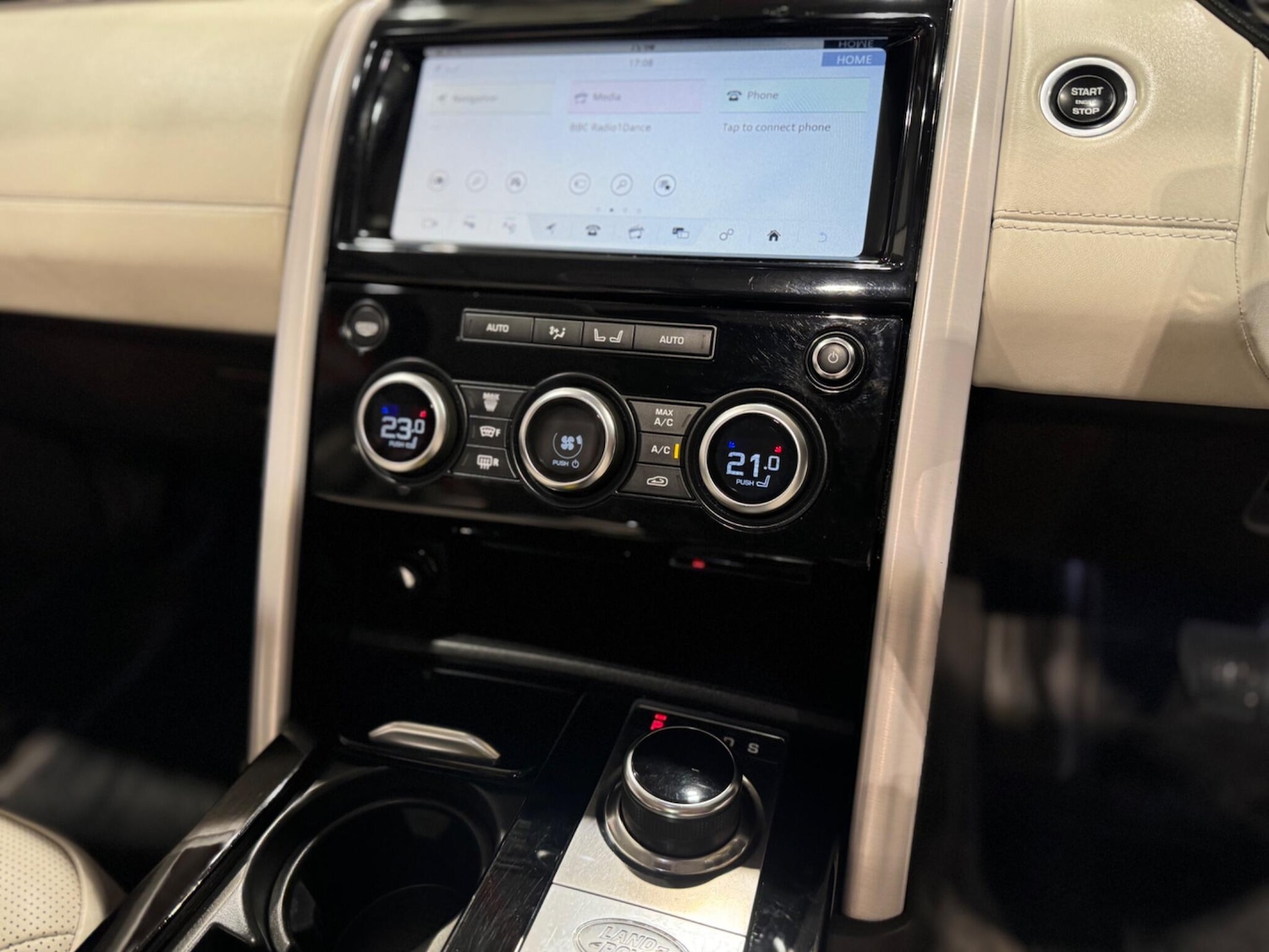 Used Land Rover Discovery 2019 for sale - 76099140: Photo 12