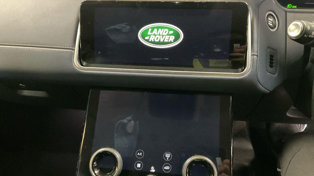 Used Land Rover Range Rover Velar 2018 for sale - 76688972: Photo 9