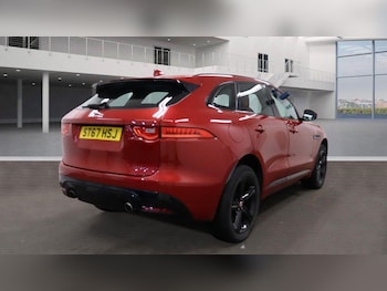 Used Jaguar F-Pace 2017 for sale - 76167353: Photo 4