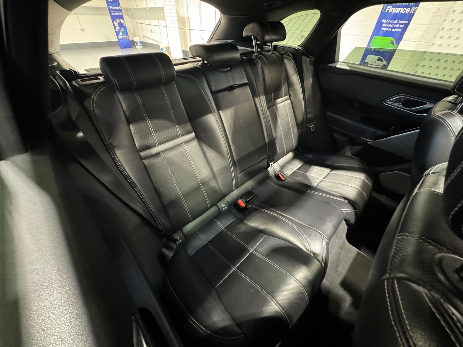 Used Land Rover Range Rover Velar 2018 for sale - 75965658: Photo 18