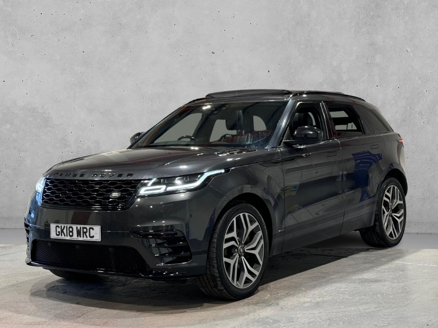 Used Land Rover Range Rover Velar 2018 for sale - 75965658: Photo 3