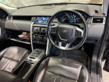 Used Land Rover Discovery Sport 2018 for sale - 74554397: Photo