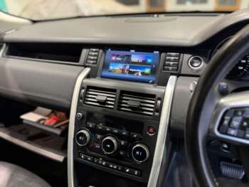 Used Land Rover Discovery Sport 2018 for sale - 74554397: Photo