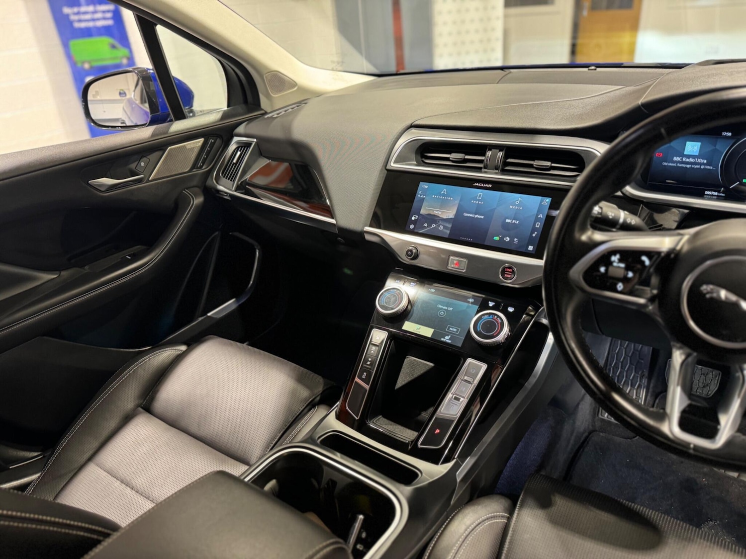 Used Jaguar I-Pace 2021 for sale - 76988248: Photo 9