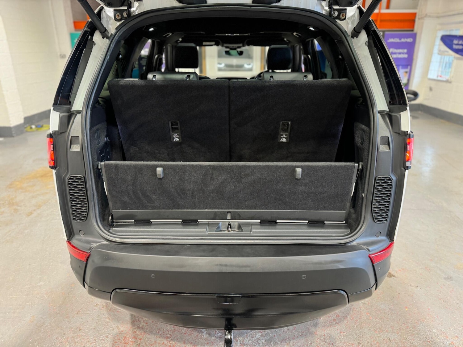 Used Land Rover Discovery for sale - 76995086: Photo 24