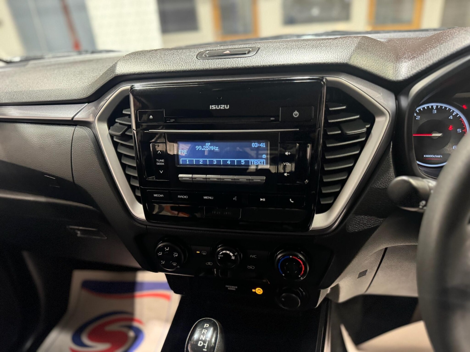 Used Isuzu D-Max 2022 for sale - 76592083: Photo 12