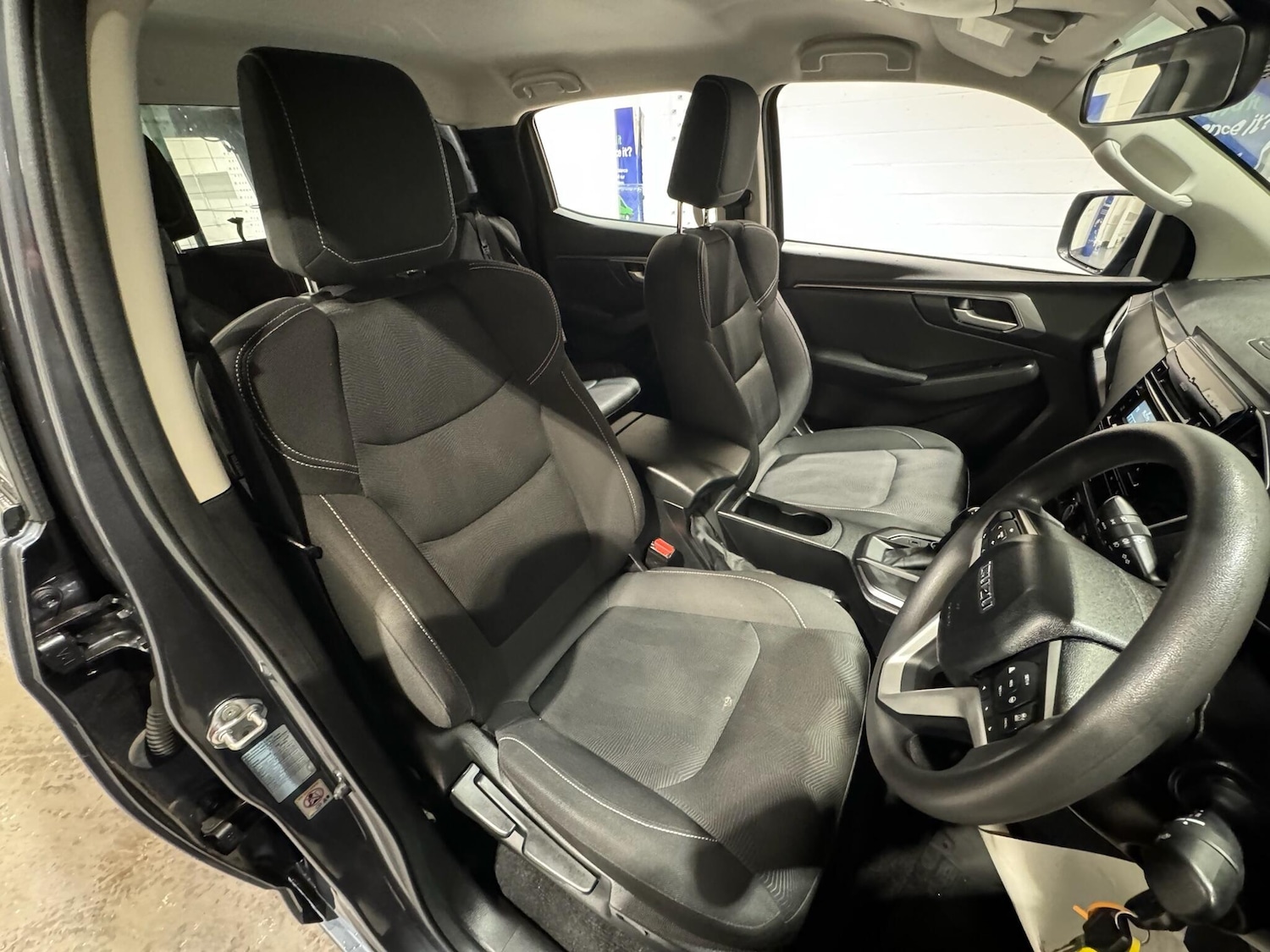 Used Isuzu D-Max 2022 for sale - 76592083: Photo 16