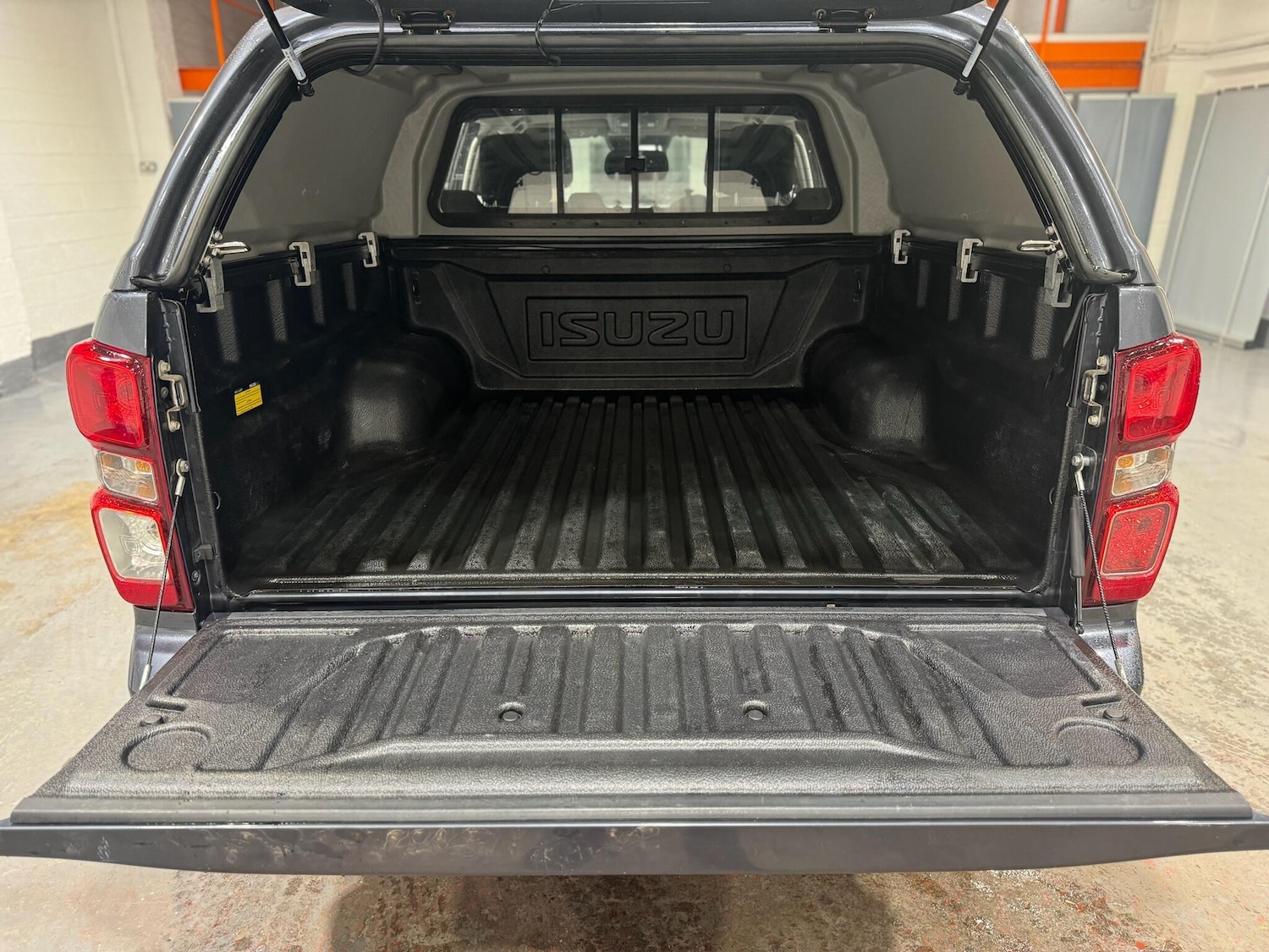 Used Isuzu D-Max 2022 for sale - 76592083: Photo 19