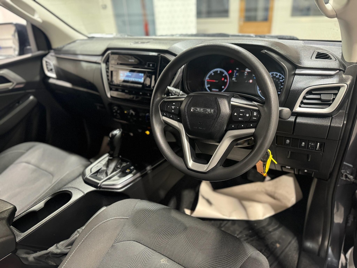 Used Isuzu D-Max 2022 for sale - 76592083: Photo 8