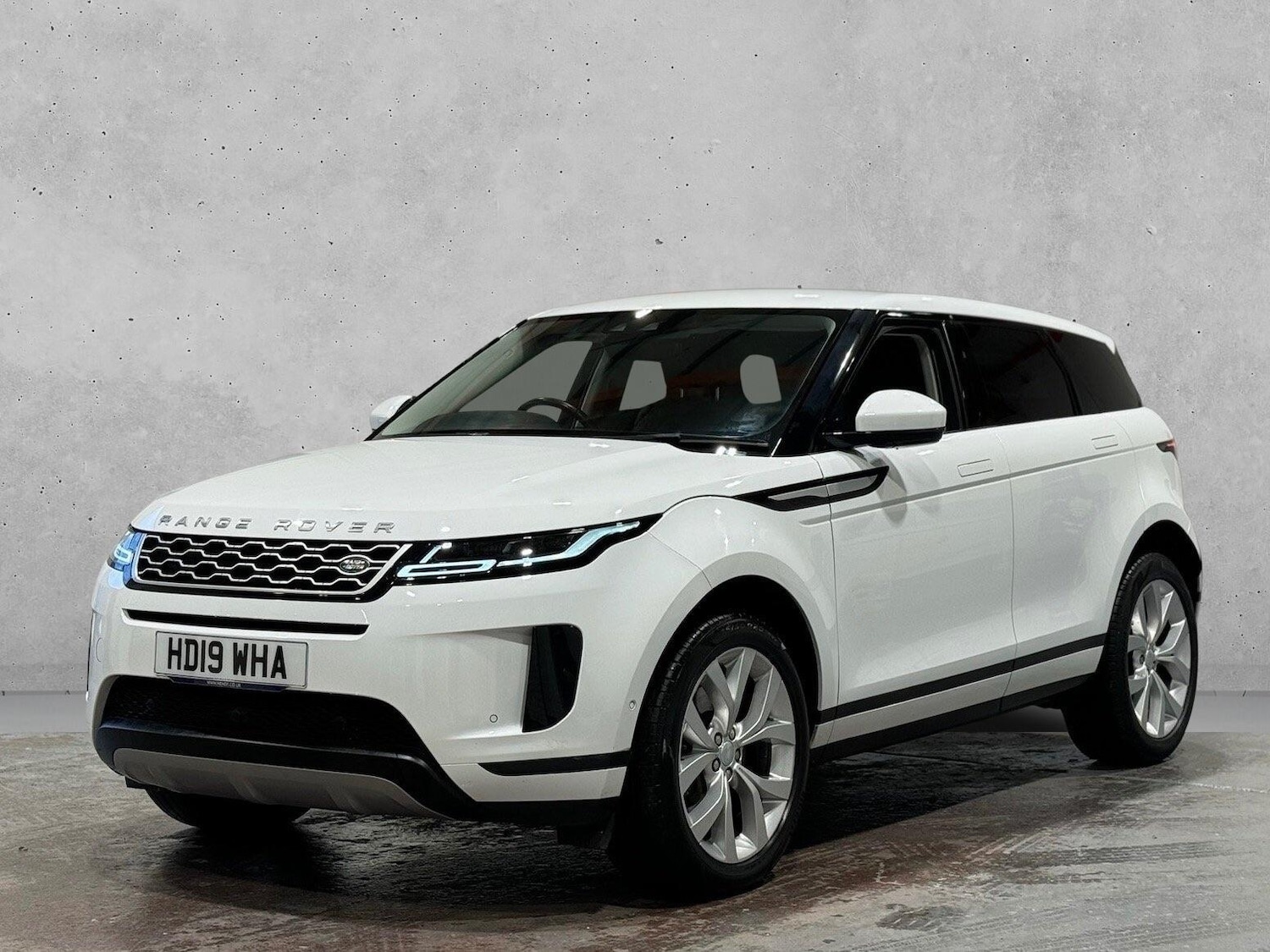 Used Land Rover Range Rover Evoque 2019 for sale - 76991635: Photo 3