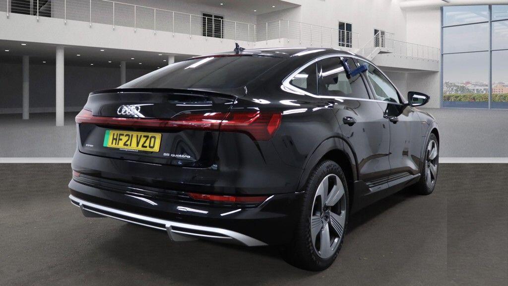 Used Audi e-tron 2021 for sale - 76337874: Photo 4
