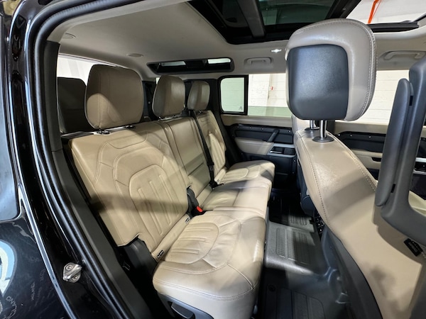 Used Land Rover Defender 110 2020 for sale - 75050536: Photo 13