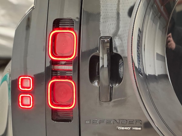Used Land Rover Defender 110 2020 for sale - 75050536: Photo 28