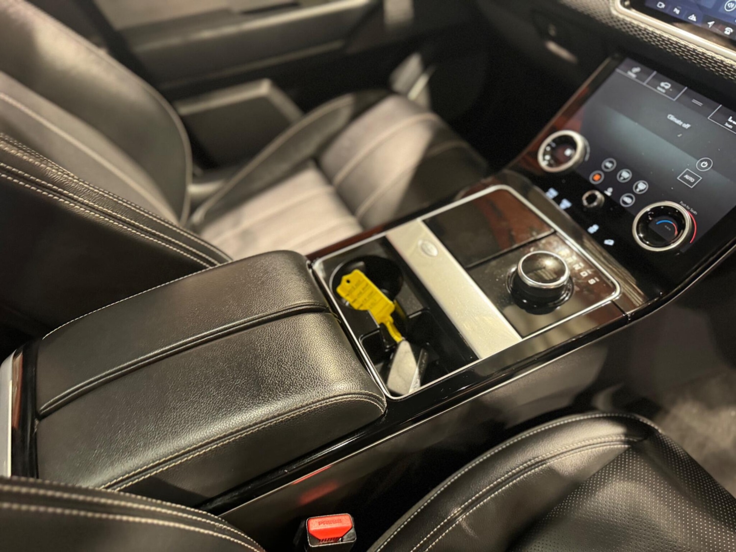 Used Land Rover Range Rover Velar 2018 for sale - 76549396: Photo 14