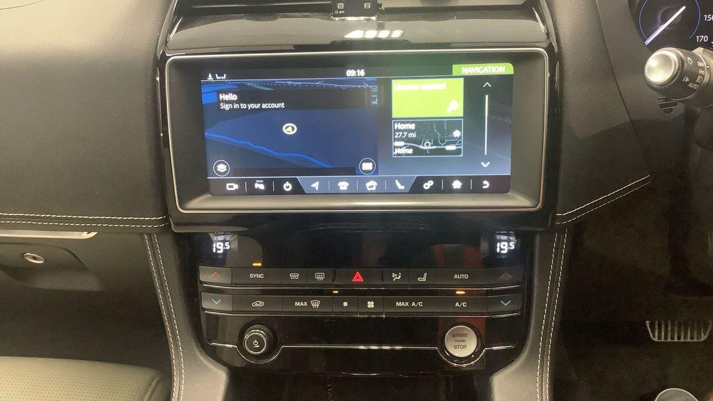 Used Jaguar F-Pace 2018 for sale - 76166595: Photo 11